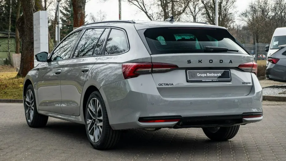 SKODA Octavia -