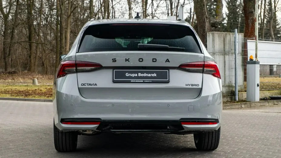 SKODA Octavia -