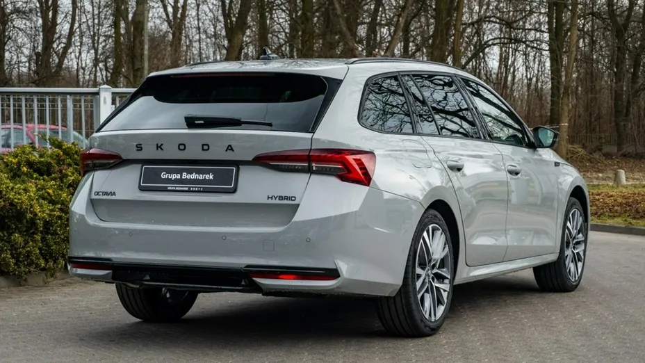 SKODA Octavia -