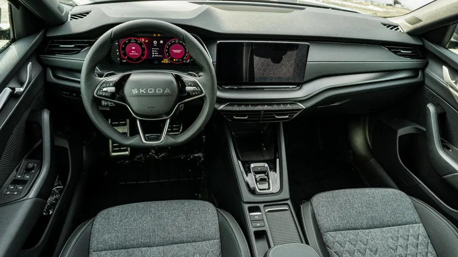 SKODA Octavia -