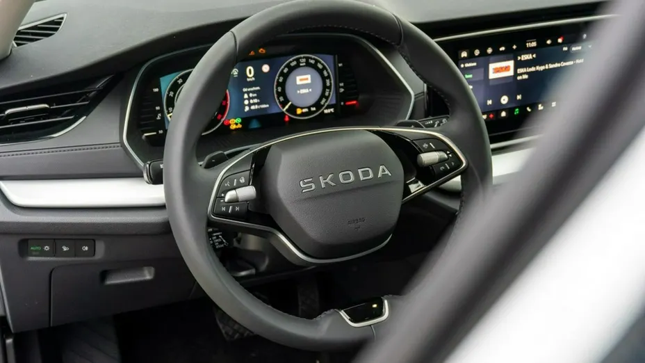 SKODA Octavia -