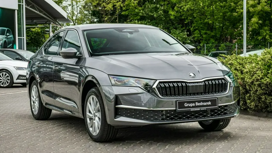 SKODA Octavia -