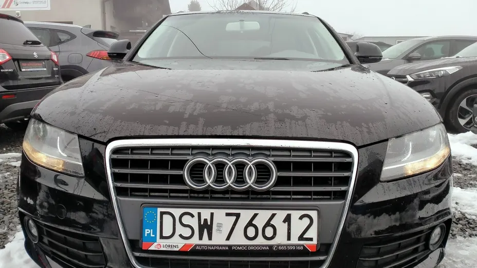 AUDI A4 -