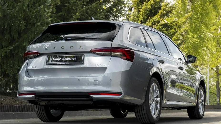 SKODA Octavia -