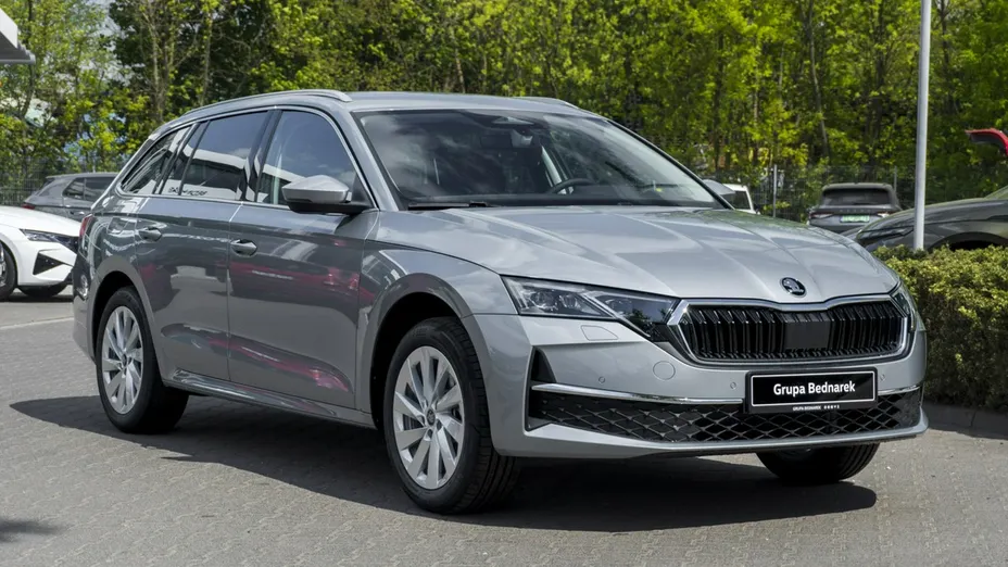 SKODA Octavia -