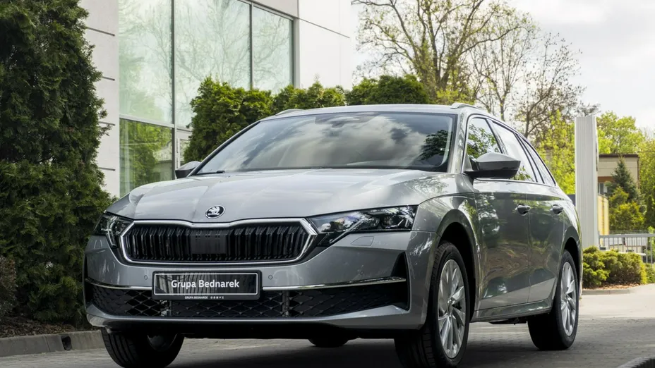 SKODA Octavia -