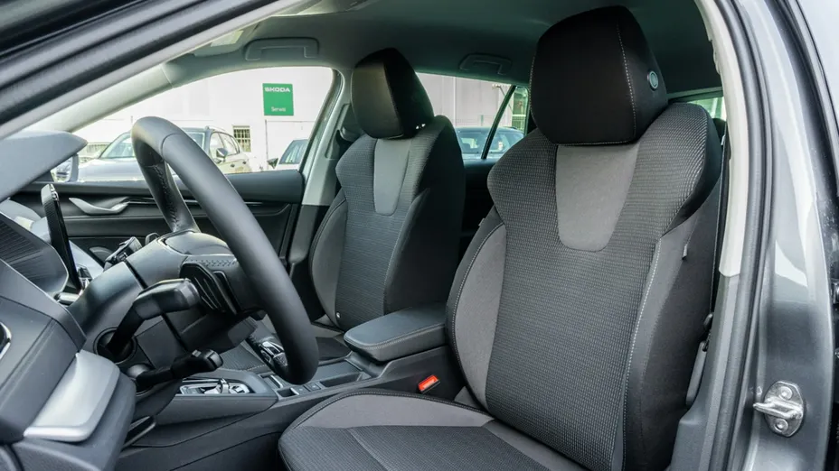 SKODA Octavia -
