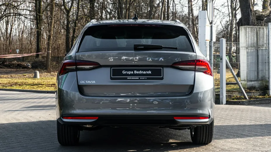 SKODA Octavia -