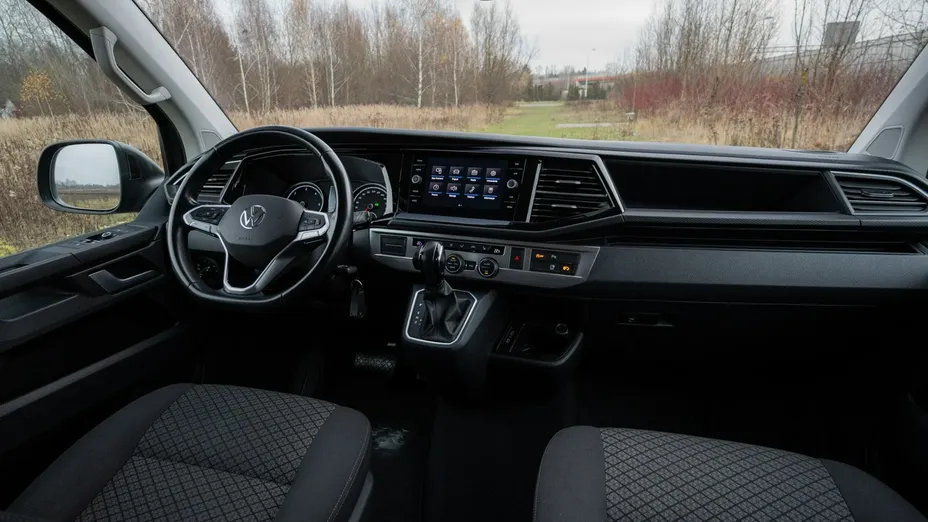 VOLKSWAGEN Multivan -