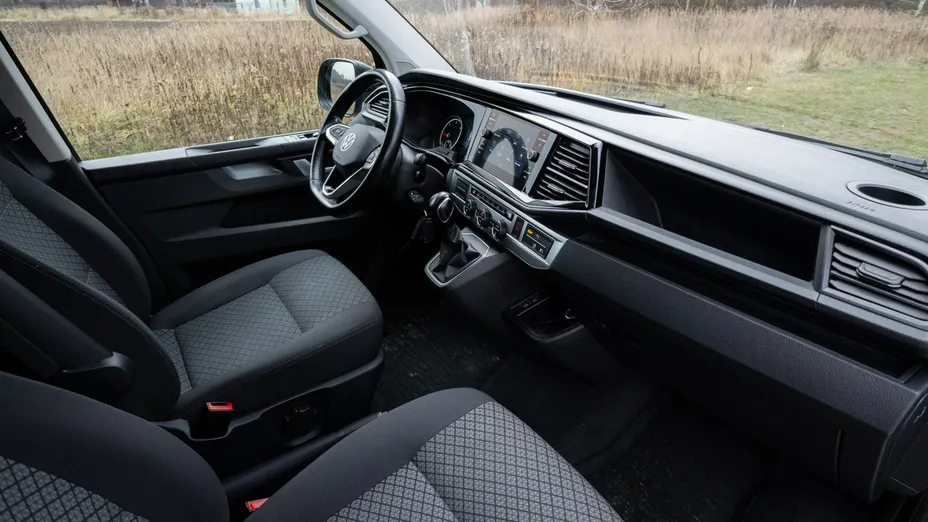 VOLKSWAGEN Multivan -