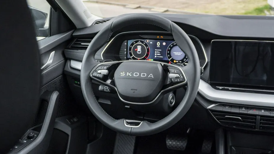 SKODA Octavia -