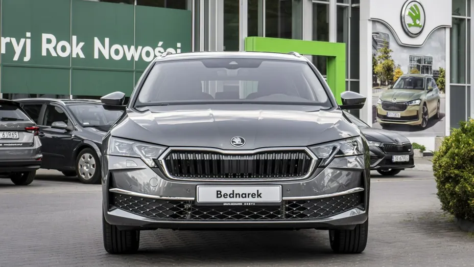 SKODA Octavia -