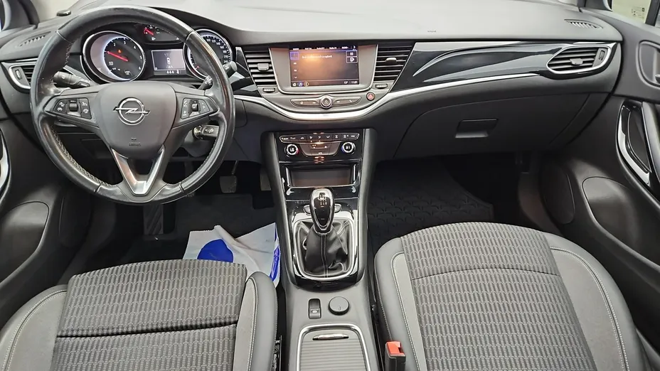 OPEL Astra -