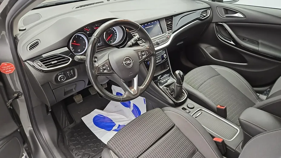 OPEL Astra -