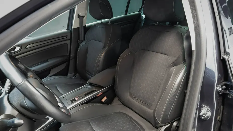 RENAULT Megane -