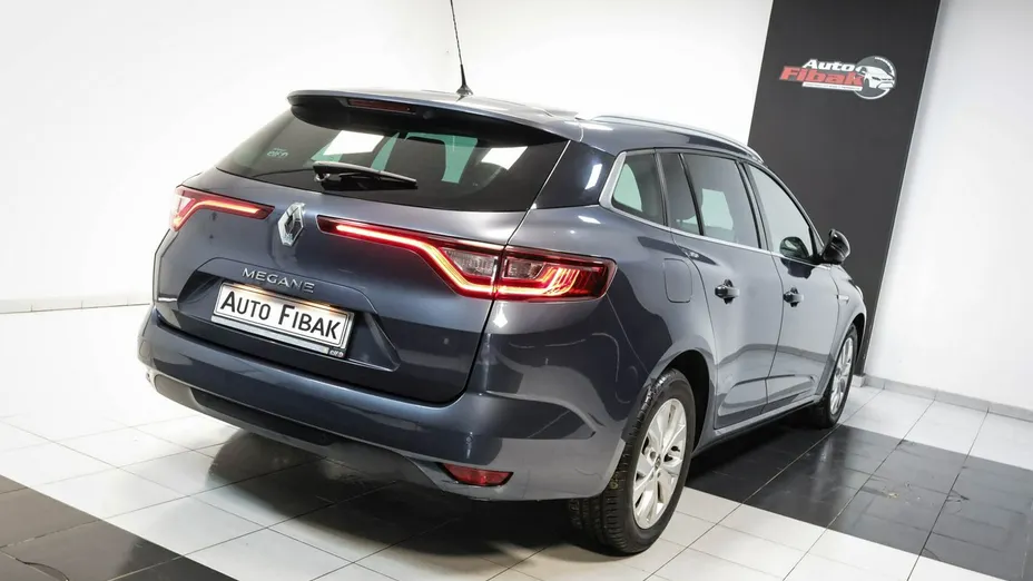 RENAULT Megane -