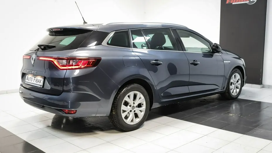 RENAULT Megane -