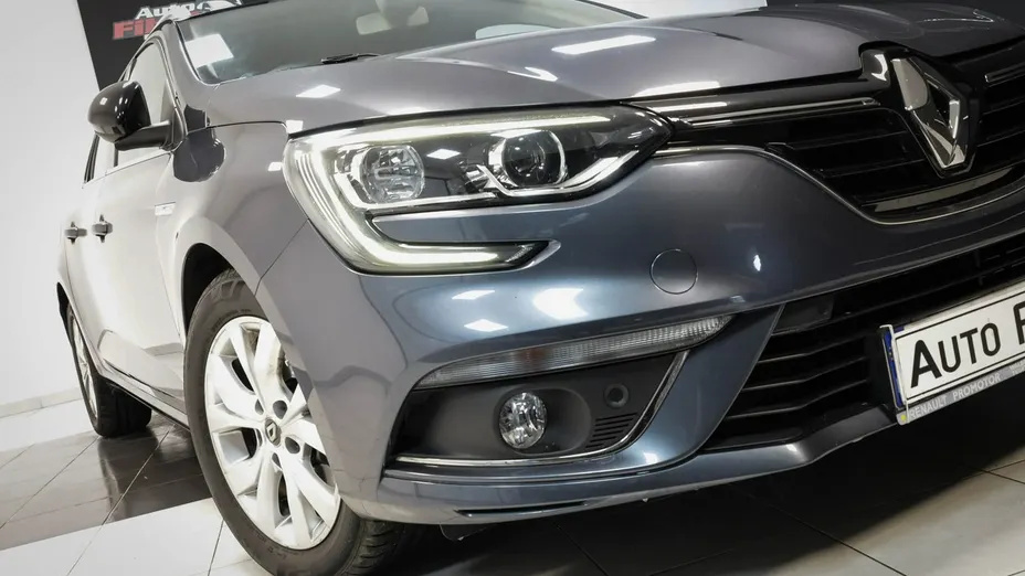 RENAULT Megane -