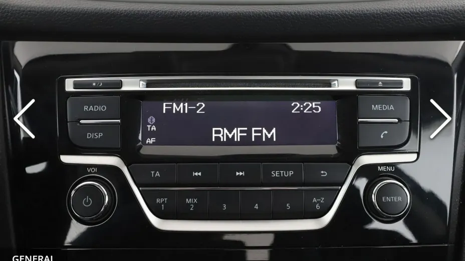 NISSAN Qashqai -