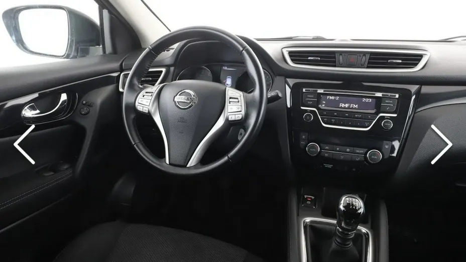 NISSAN Qashqai -