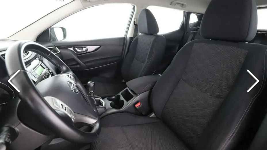 NISSAN Qashqai -