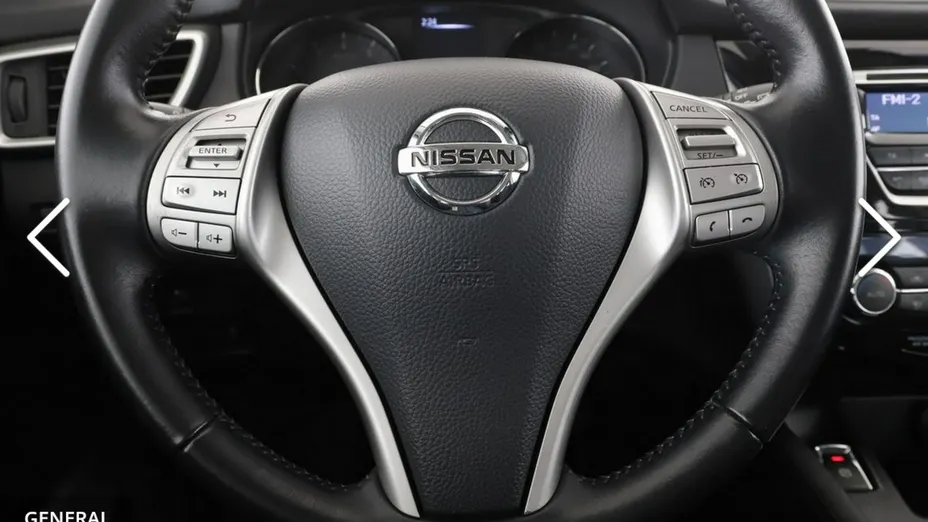 NISSAN Qashqai -