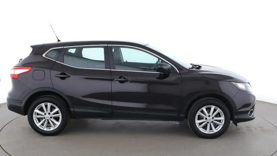 NISSAN Qashqai -