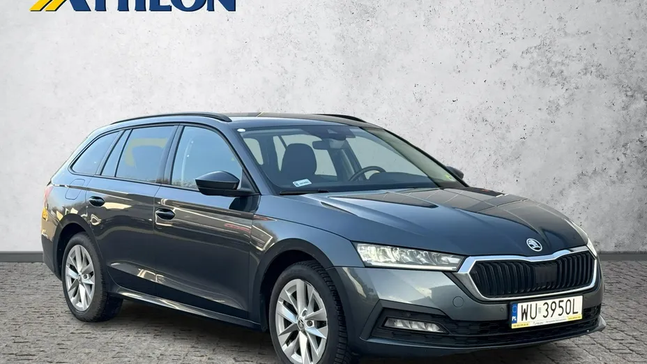 SKODA Octavia -