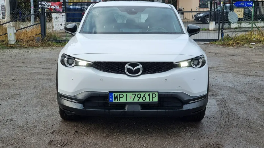 MAZDA MX-30 -