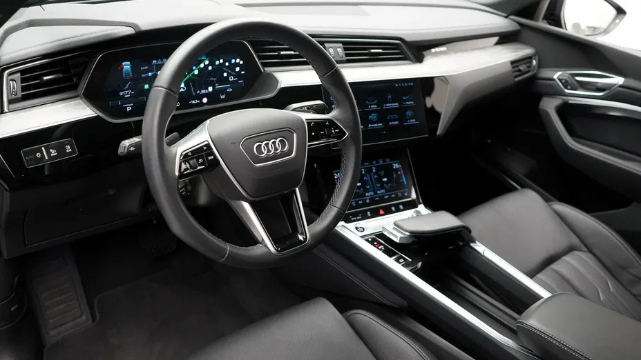 AUDI e-tron Q8 e-tron 55 114kWh Quattro S Line