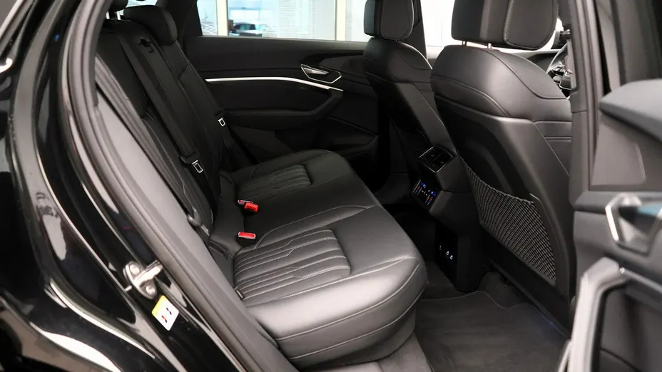 AUDI e-tron Q8 e-tron 55 114kWh Quattro S Line