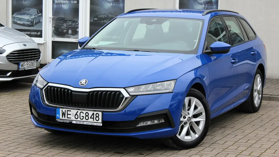 SKODA Octavia -