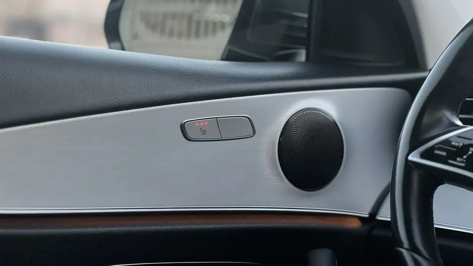 MERCEDES-BENZ E Klasa -