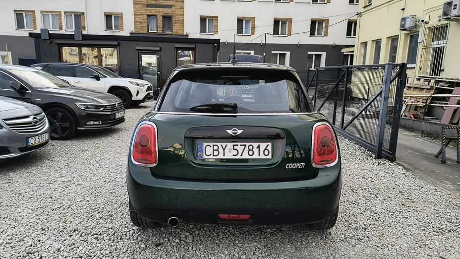 MINI Cooper -