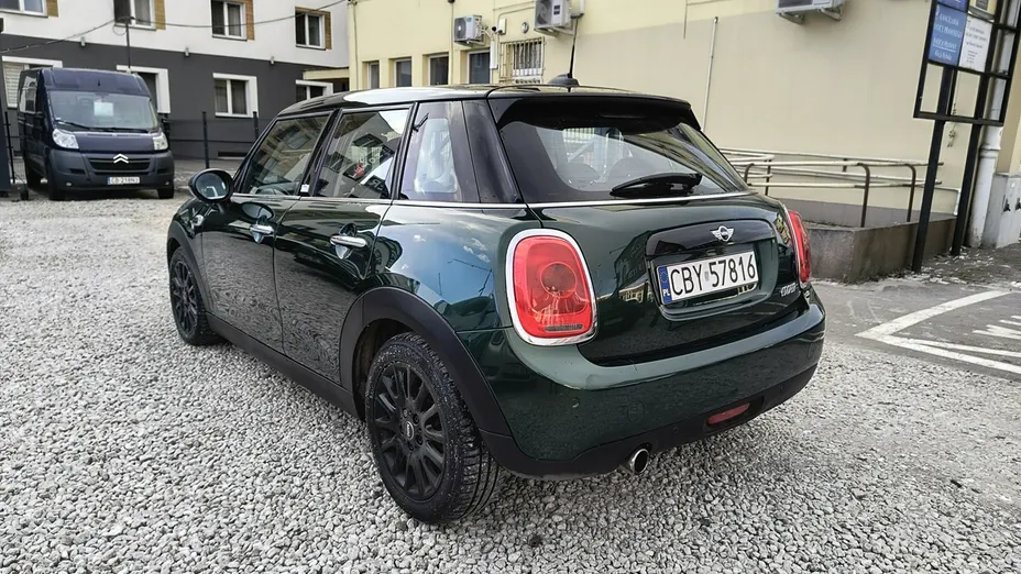 MINI Cooper -