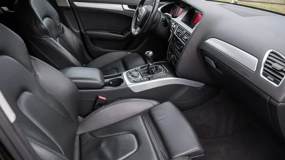 AUDI A4 -