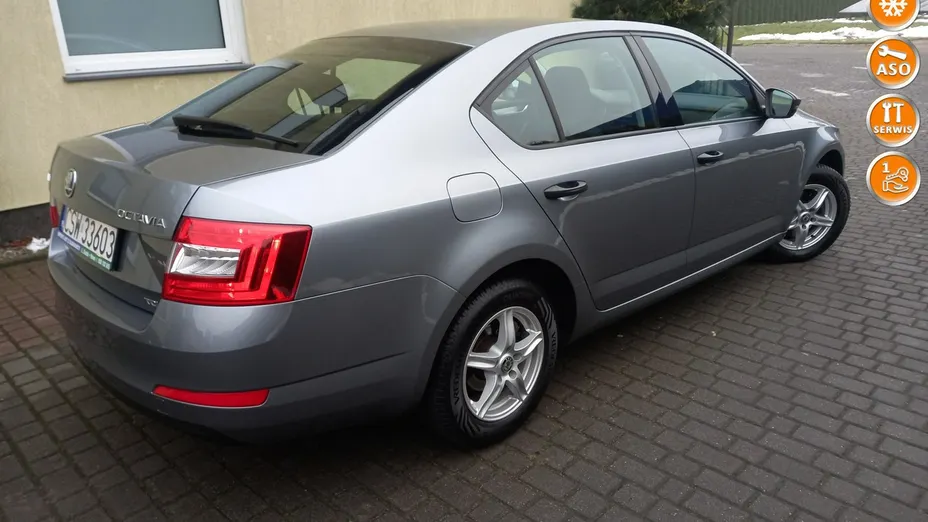 SKODA Octavia -