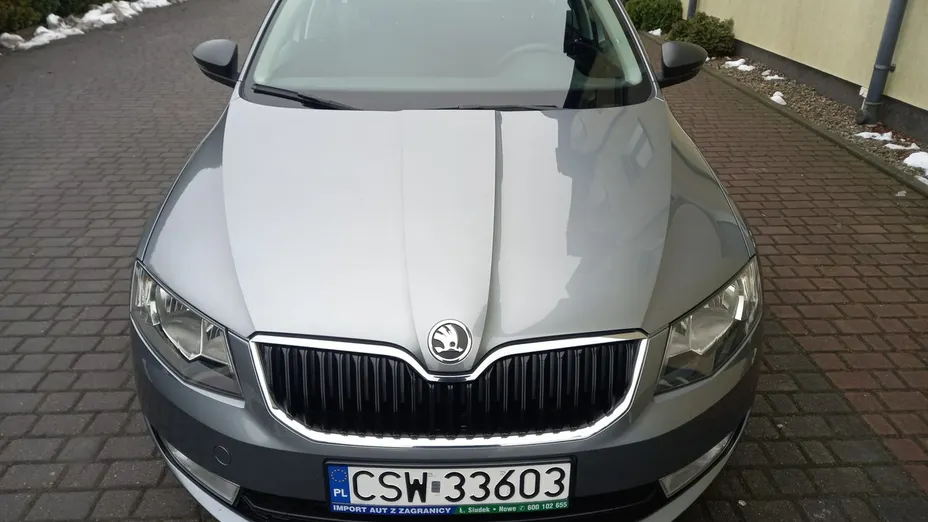 SKODA Octavia -