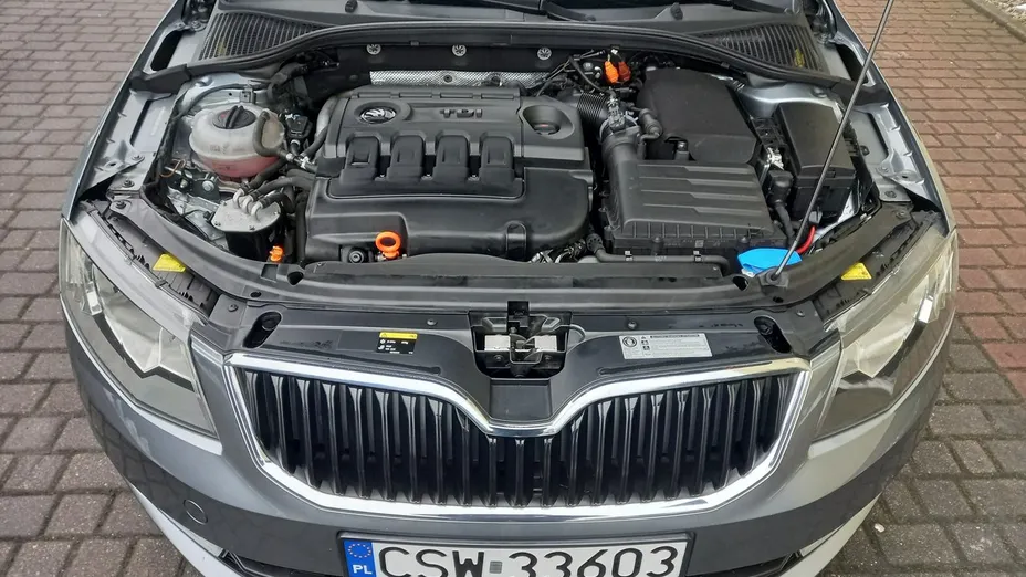SKODA Octavia -