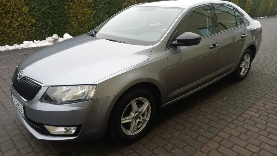 SKODA Octavia -