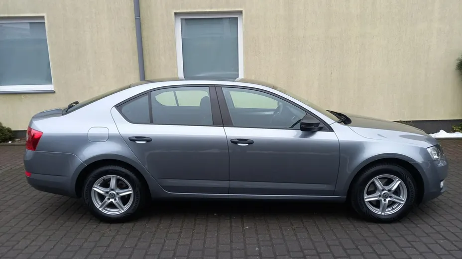 SKODA Octavia -