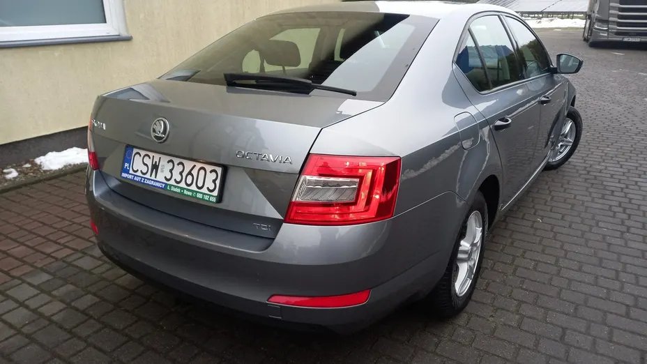 SKODA Octavia -