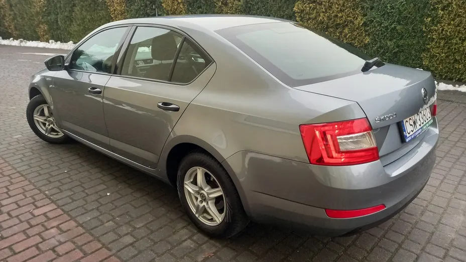 SKODA Octavia -