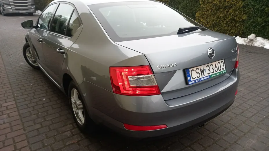 SKODA Octavia -