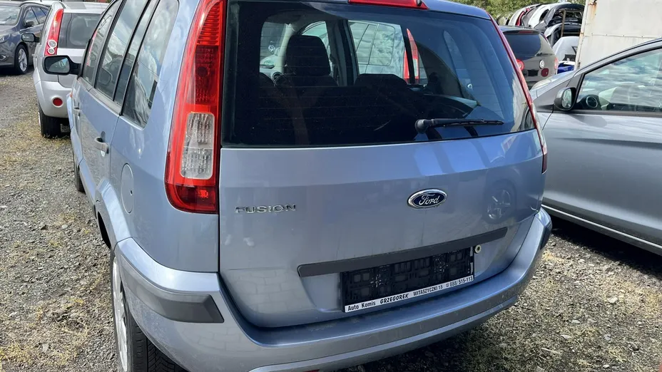 FORD Fusion -