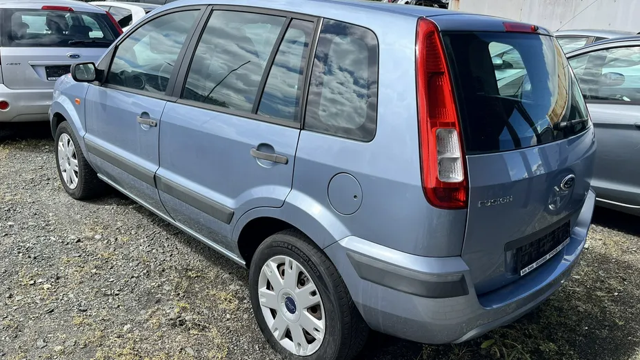 FORD Fusion -