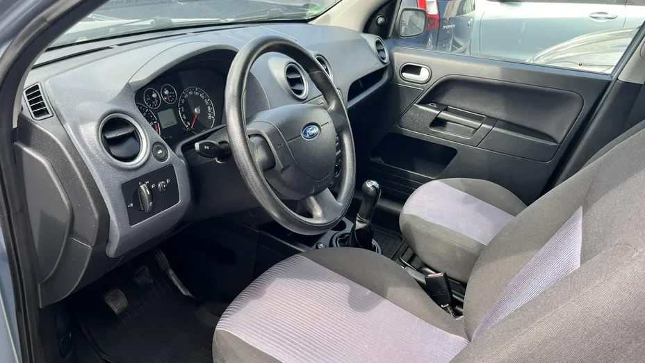 FORD Fusion -