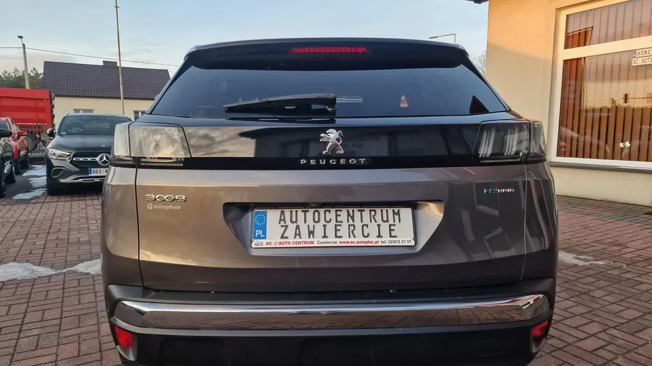 PEUGEOT 3008 -