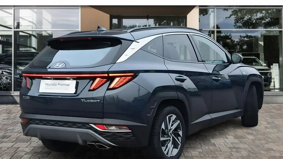 HYUNDAI Tucson -