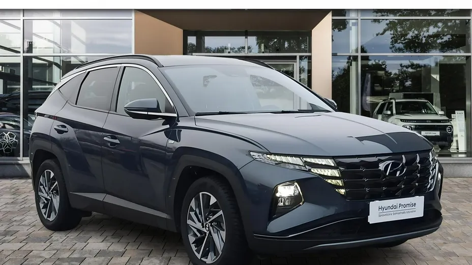 HYUNDAI Tucson -